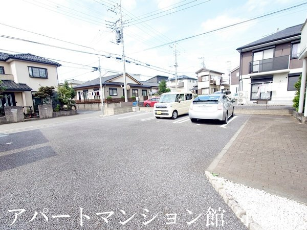 プランドール清水の駐車場