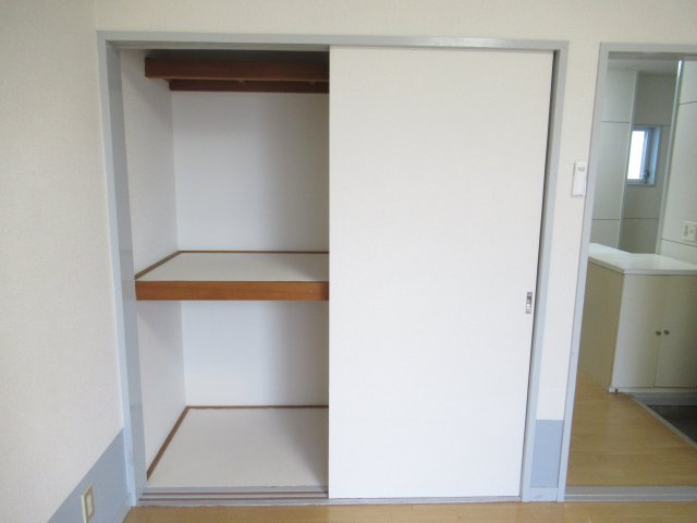 コーポ蜂屋の収納