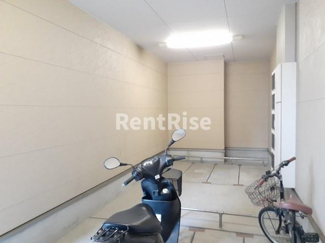 プリムローズ彦田のロビー