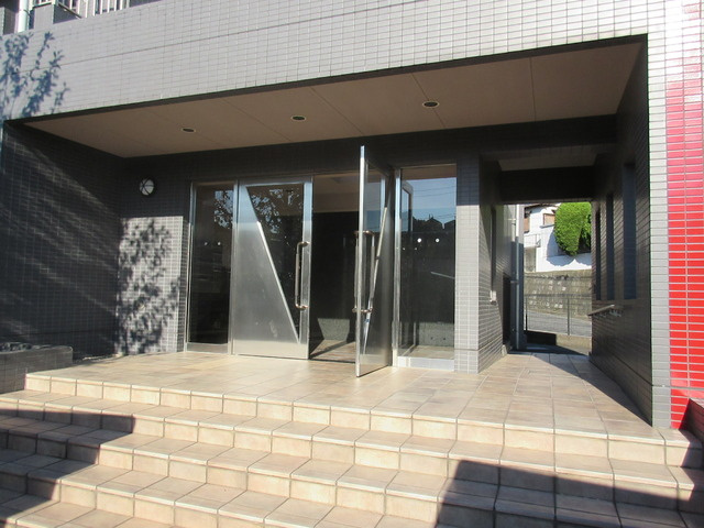 【エントランス】