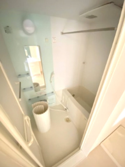 【浴室】 | Royal Stage