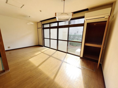 【居間・リビング】 | ツインビレッヂA