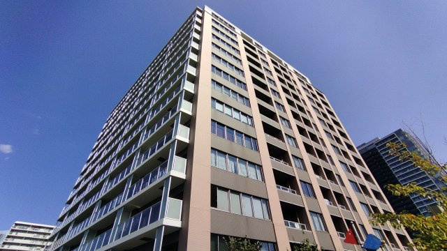 ブリリアウェリス月島の外観