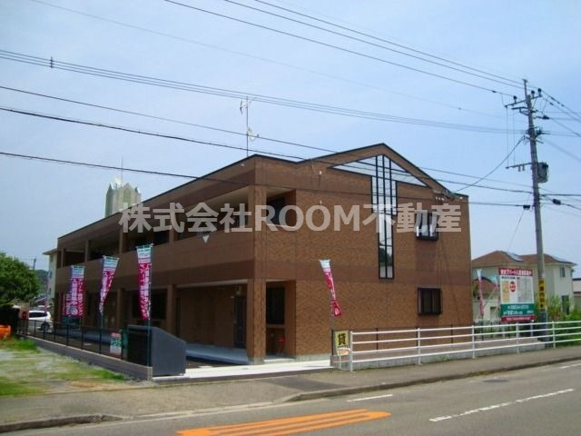 コーポ・エクレセンスの外観