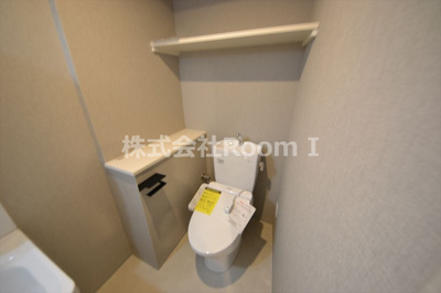 【トイレ】 | リヒト天満 | 落ち着いた色調のトイレです
