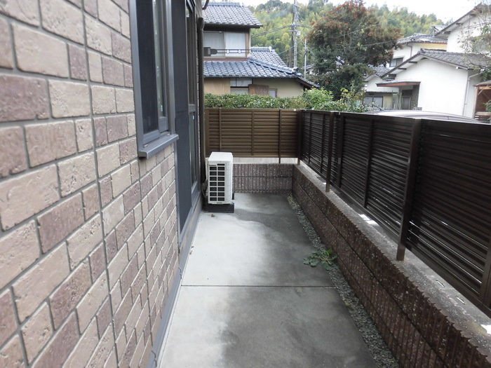 熊本市北区弓削６丁目のアパートのバルコニー