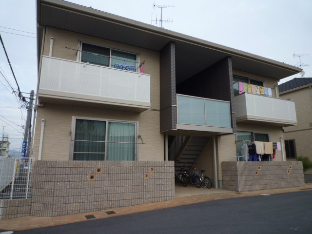 倉敷市平田のアパートの外観