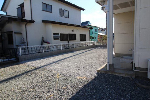 メゾネット駒形の外観