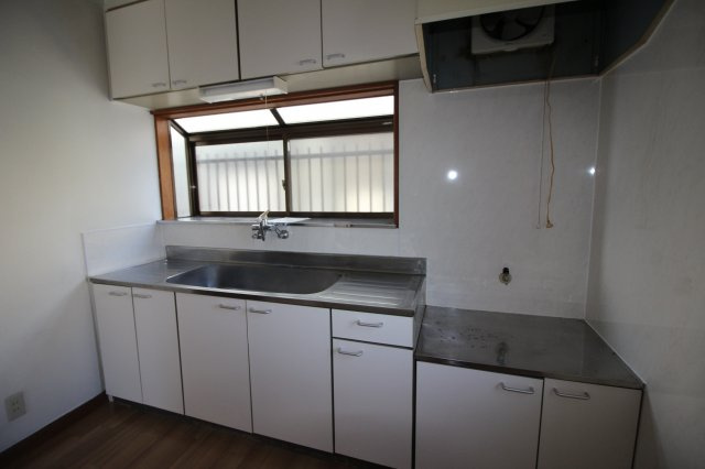 メゾネット駒形のキッチン