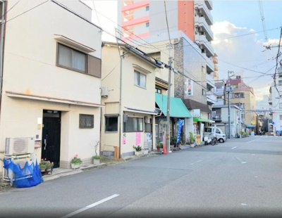 【前面道路含む現地写真】 | 北区長柄中1丁目土地（古家付）