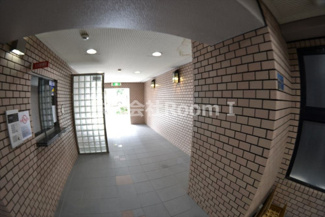 【エントランス】 | ディナスティ清水谷 | エントランスです