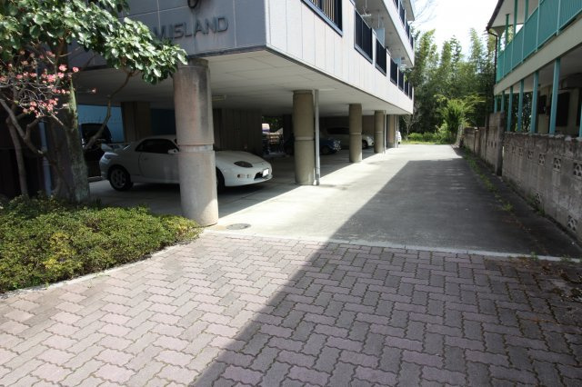 Mアイランドの駐車場