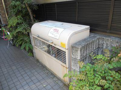 アライブ富小路のその他|ゴミ回収ＢＯＸ