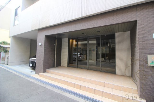 Quatre saisons新大阪のエントランス