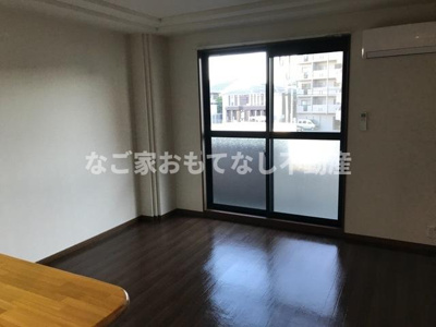 【居間・リビング】 | ビレッジあじき