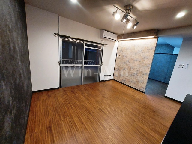 コーポ山本の居間・リビング