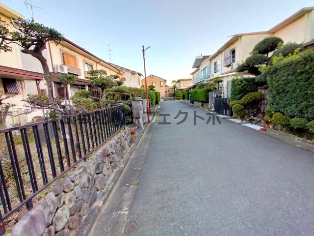 交野市松塚のテラスの周辺