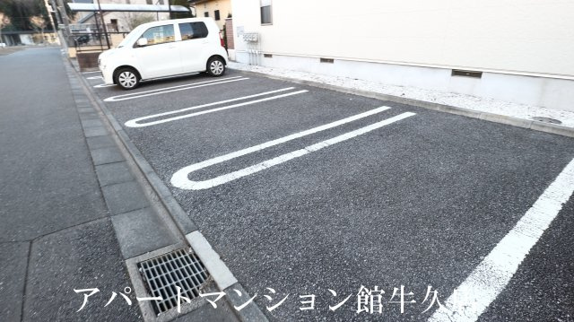 ミア・カーサの駐車場