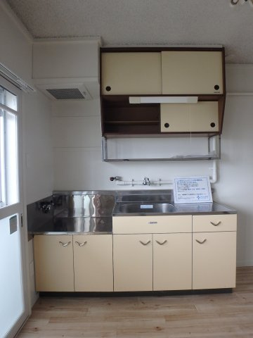 ビレッジハウス境港第三1号棟のキッチン|イメージ写真401号室