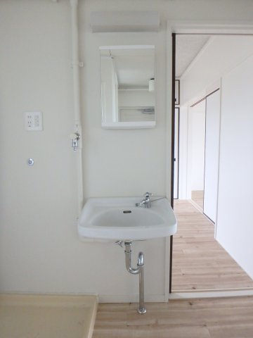 ビレッジハウス境港第三1号棟の洗面所|イメージ写真401号室