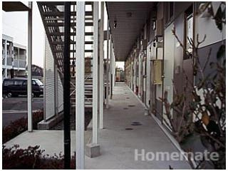 【エントランス】 | レオパレスカメリア壱番館