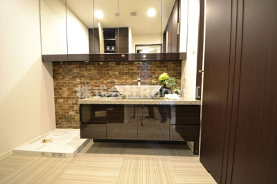 【洗面所】 | セイワパレス玉造 | 使いやすい洗面所です