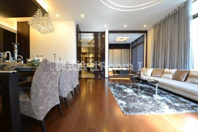 【居間・リビング】 | セイワパレス玉造 | こちらのリビングで趣味の時間をお楽しみください