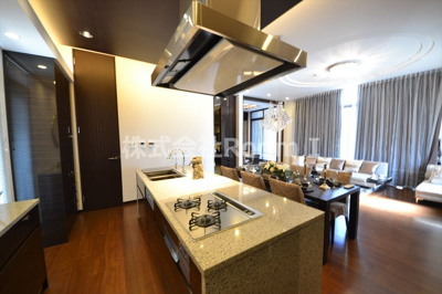 【キッチン】 | セイワパレス玉造 | コンパクトなキッチンで掃除もラクラク