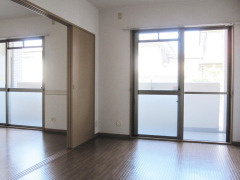 グランドゥール光明池の居間・リビング