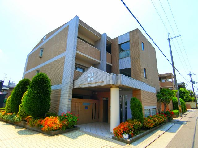 グランドゥール光明池の外観