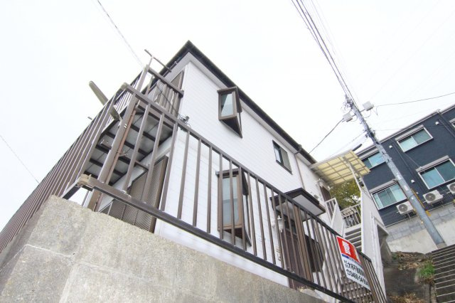 エレガンス日吉の外観