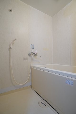 エステート宮久保Ｆ棟の浴室|一日の疲れを癒すのはやっぱりお風呂♪