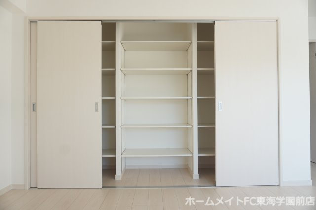 熊本市中央区上水前寺２丁目の賃貸マンションの収納