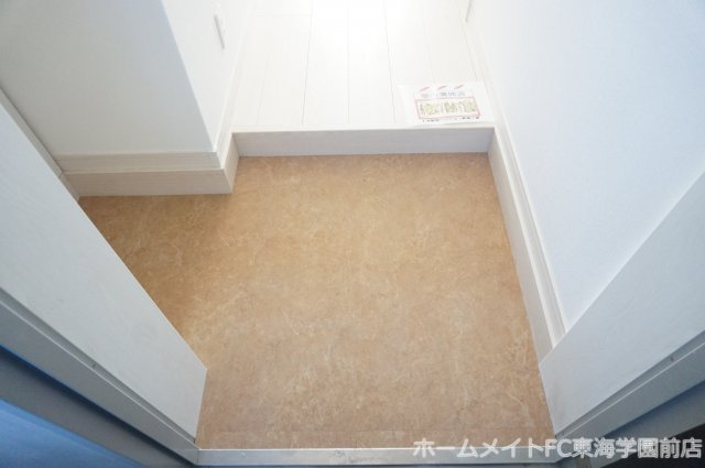 熊本市中央区上水前寺２丁目の賃貸マンションの玄関