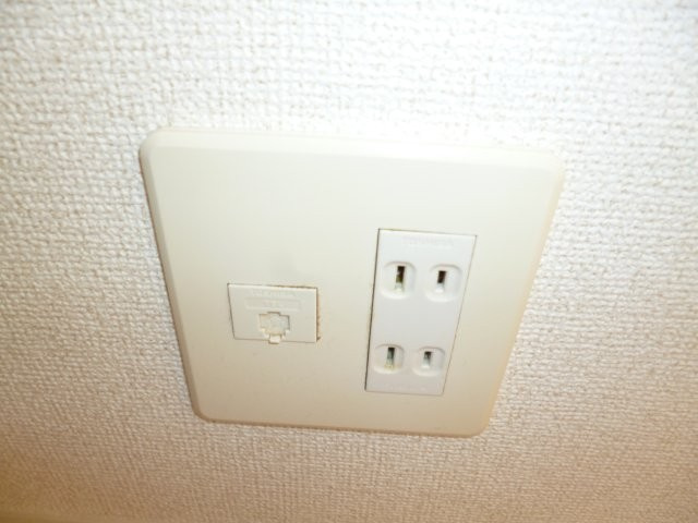 アイリスの設備|電話モジュラー