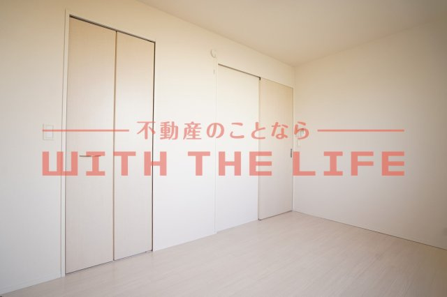 アーバンレジデンス【キャッシュバック対象物件】の寝室|広くて明るい寝室