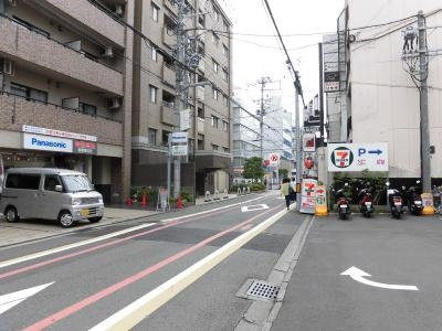 カノン雁金の周辺|前面道路