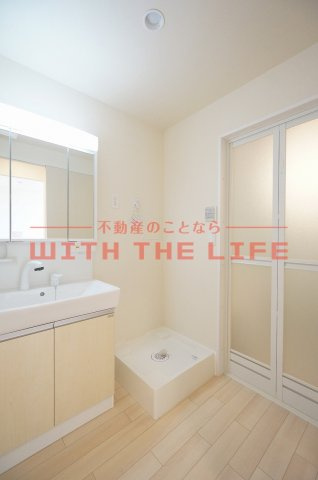 コロン（collon)の洗面所|脱衣スペースもあります