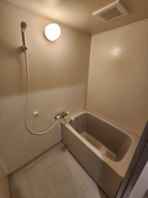 カノン雁金の浴室