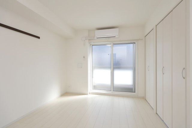 リブリ・小岩の洋室