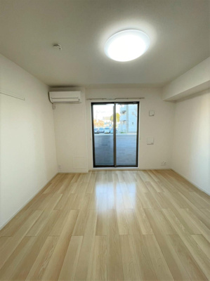 【内装】 | ポルテ・コート | 中はこのようになっています