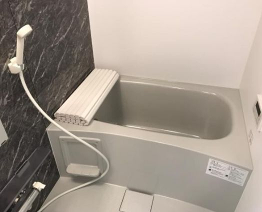 エクレール館向の浴室