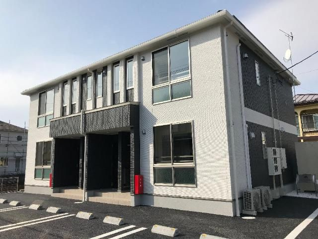 エクレール館向の外観