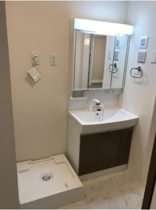 エクレール館向の独立洗面台