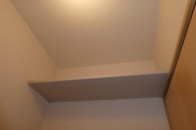 サンパティークのトイレ|トイレ棚