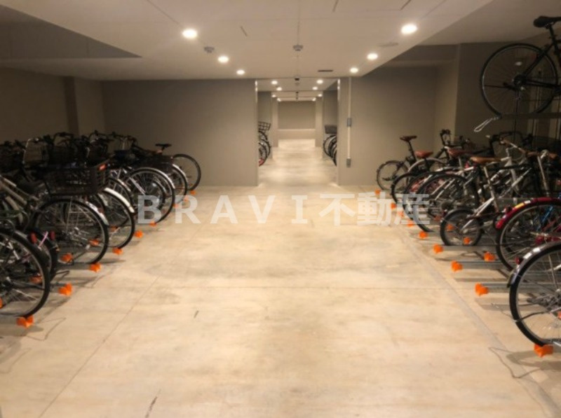 ブランズ大阪松屋町　BRAVI不動産のその他共用部分|【ブランズ大阪松屋町】室内駐輪場