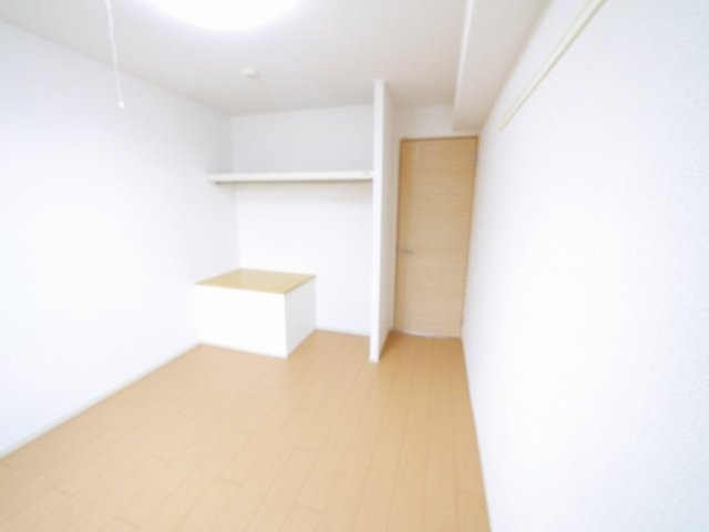 レジデンス西九条の収納|十分な収納スペースがあります