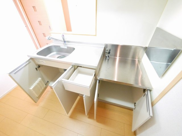 レジデンス西九条のキッチン|使いやすいキッチンです