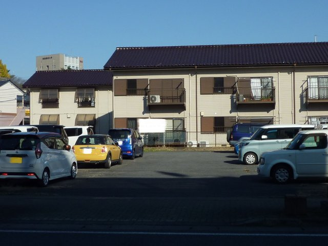 【駐車場】