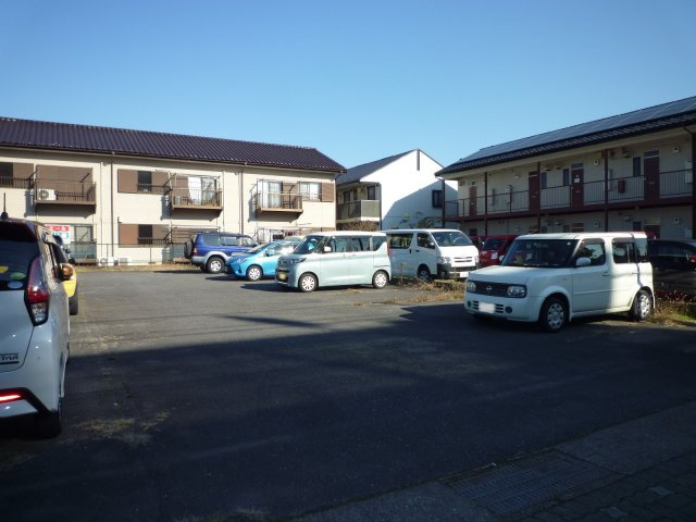 【駐車場】